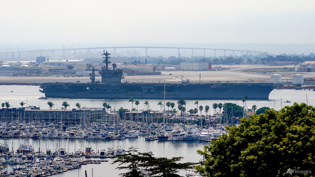 US Navy helicopter, jet crash into South China Sea