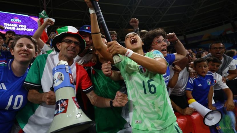 Girelli at the double as Italy strike late to reach Euro 2025 semi-finals Girelli at the double as Italy strike late to reach Euro 2025 semi-finals