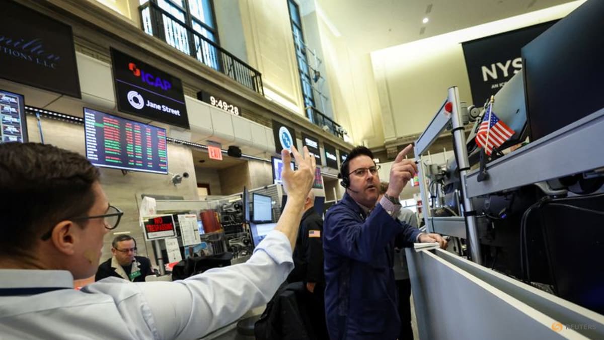 Oil drops as Trump calms Iran fears; tech stocks slide in Asia