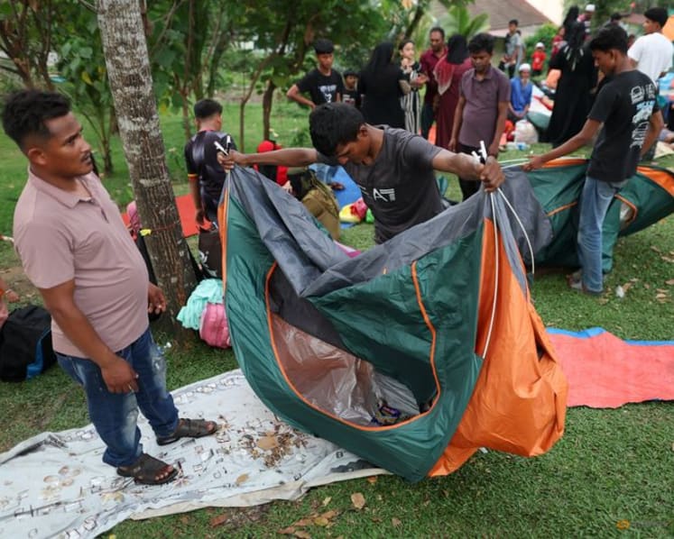 Malaysia detains over 100 Rohingya refugees seeking shelter at UN agency