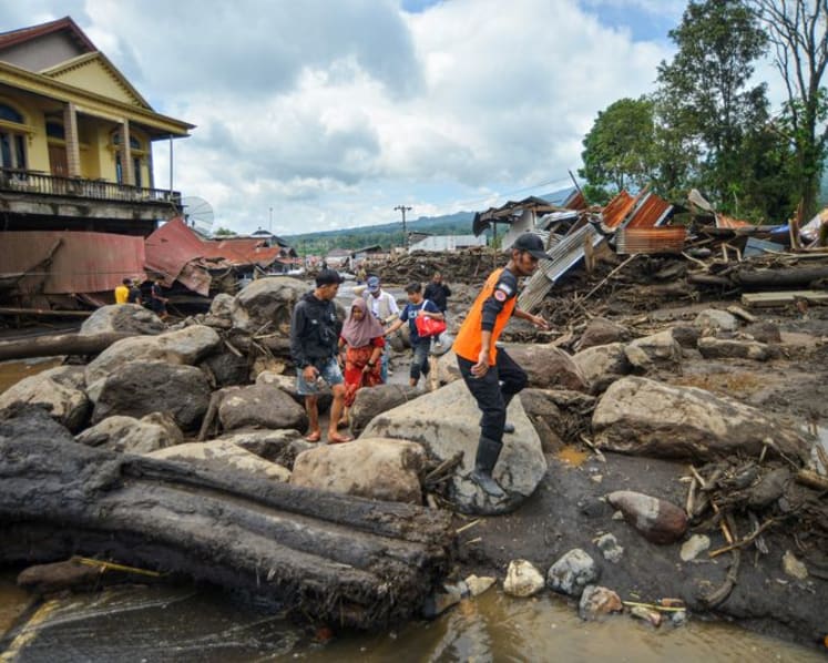 67 killed in Indonesia’s cold lava, flash floods: Experts say deaths were avoidable, warn of further surges