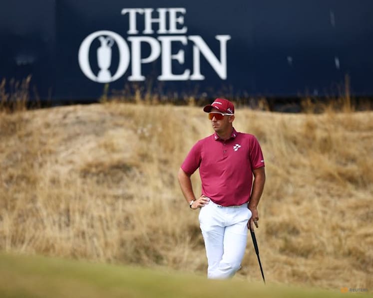 Herbert falls short of historic 61, DeChambeau hit with penalty at British Open