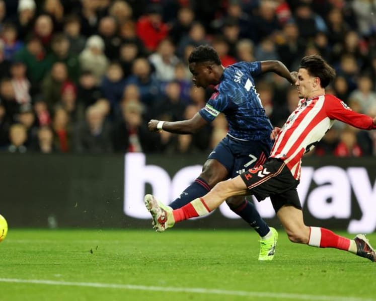 Sunderland halt Arsenal's winning run with last-gasp 2-2 draw