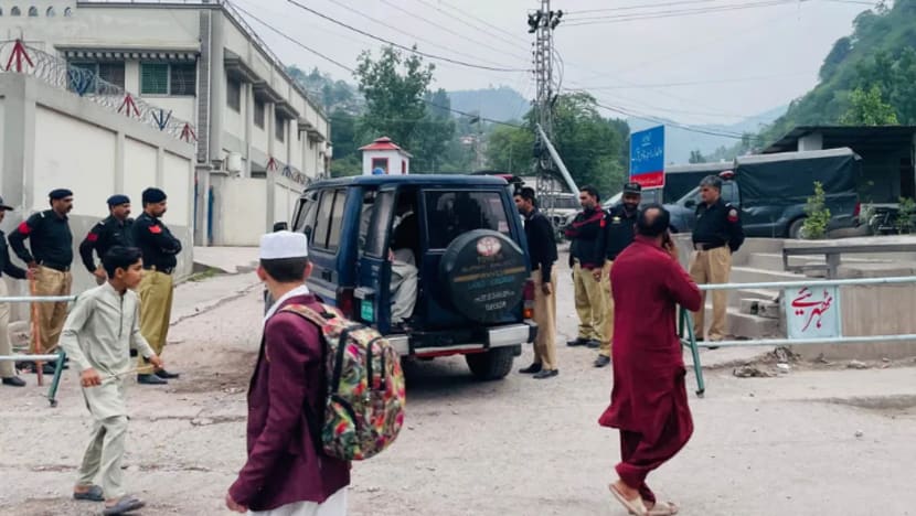 SG 'amat bimbang' tentang 'konfrontasi tentera' India-Pakistan SG 'amat bimbang' tentang 'konfrontasi tentera' India-Pakistan