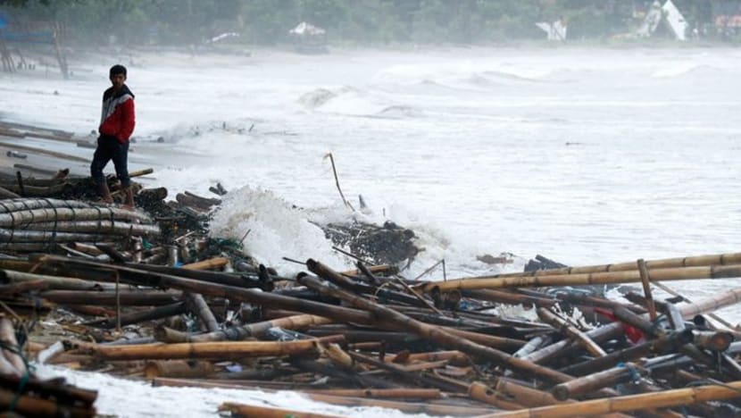 Rumah dibadai ombak tsunami; isteri dan anak-anak hanyut disangka mimpi