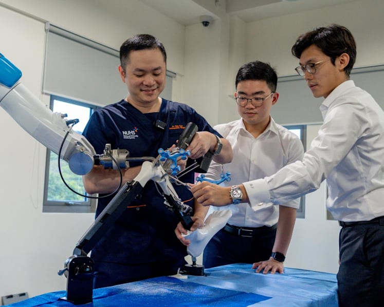 More accurate, efficient knee replacement surgery at Alexandra Hospital with new AI algorithm