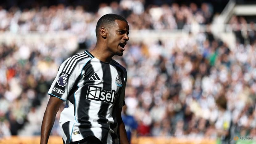 Liverpool sign Alexander Isak from Newcastle for British record fee: Reports Liverpool sign Alexander Isak from Newcastle for British record fee: Reports