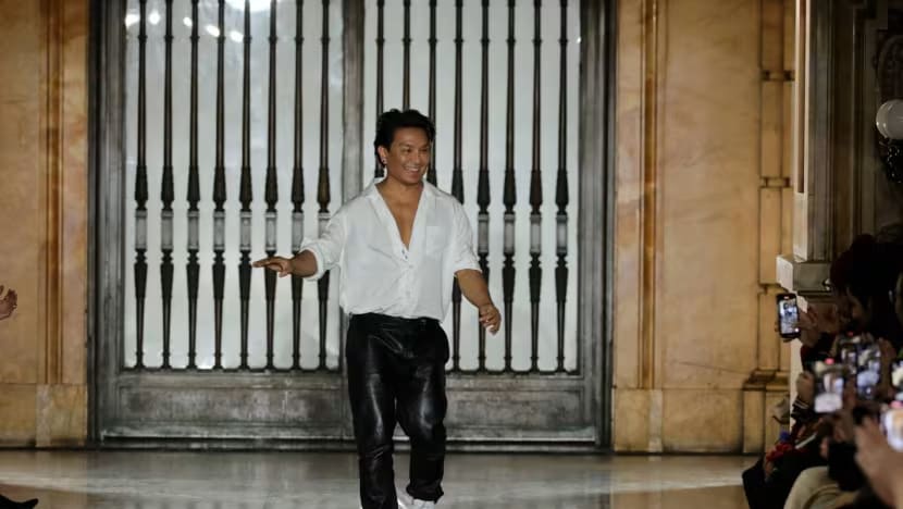 Designer Prabal Gurung reflects on tough childhood, resilience and runway success in a new memoir