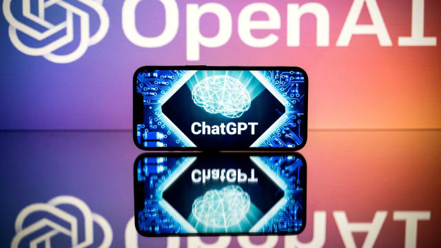 用户使用ChatGPT时收到虚假信息 研发公司受查