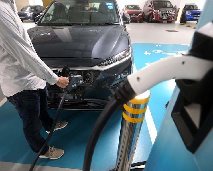 More than 600 electric vehicle chargers to be installed at public car parks in the next 12 months