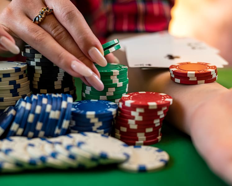 Tourist visiting Singapore stole S$29,000 from friend and gambled it all away, gets jail