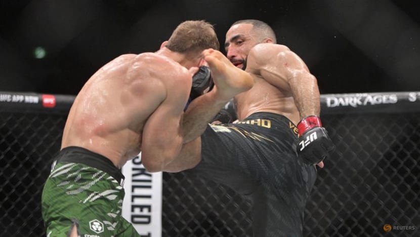 Australian Della Maddalena dethrones welterweight champ Muhammad at UFC 315 Australian Della Maddalena dethrones welterweight champ Muhammad at UFC 315