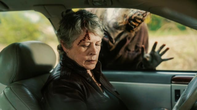 【满城三带黄金甲】“Daryl Dixon - The Book of Carol”：久别重逢成套路，打人多过打丧尸