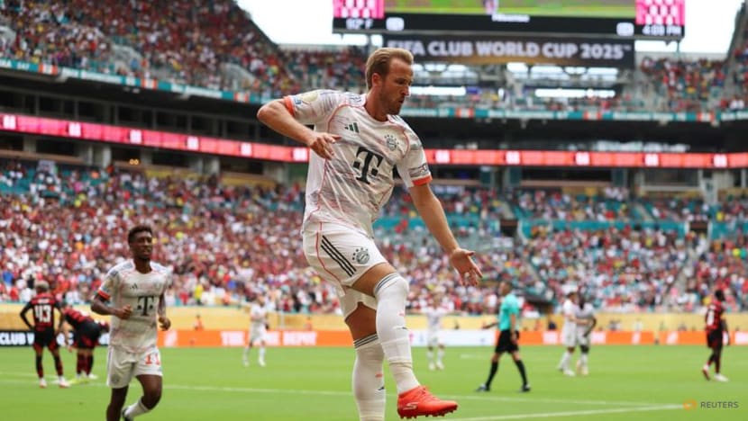 Kane bags double as Bayern tame Flamengo to set up PSG clash