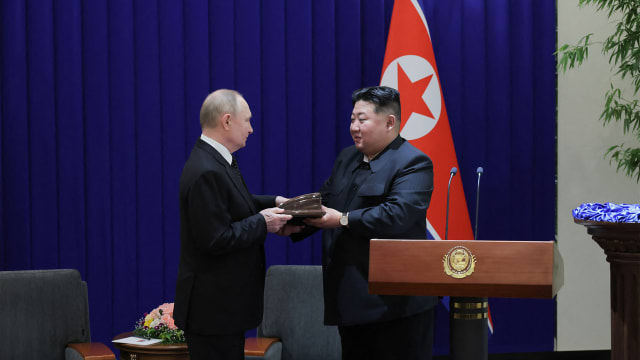韩国谴责朝俄军事合作 宣布重新考虑向乌克兰提供武器