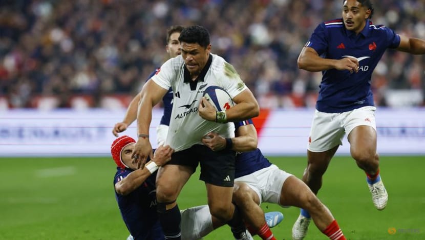 France beat New Zealand in thriller to end All Blacks winning streak