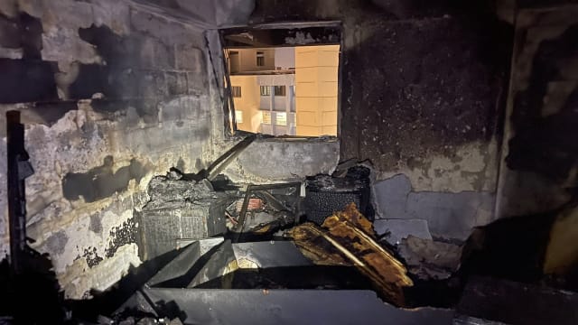 后港一组屋单位失火 一名公众因吸入浓烟送院治疗