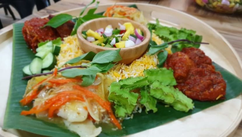 Masjid Yusof Ishak sedia juadah sihat bagi iftar; 'cheat day' seminggu sekali Masjid Yusof Ishak sedia juadah sihat bagi iftar; 'cheat day' seminggu sekali