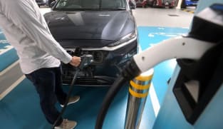 Pelan Hijau Singapura 2030: Cukup insentif untuk tukar ke kereta elektrik?