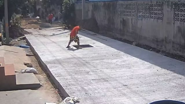 道路维修留手尾 泰国三岁男童掉排水沟