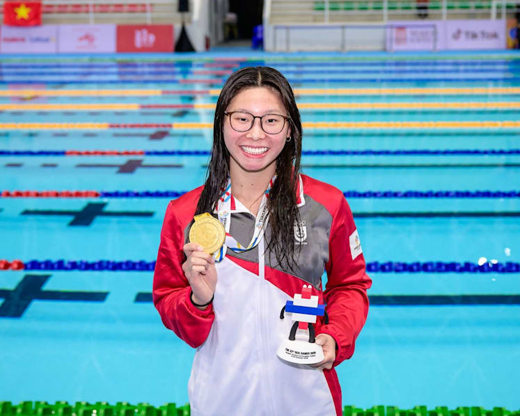 Letitia Sim breaks second SEA Games record in as many days as Singapore swimmers bag 3 more golds
