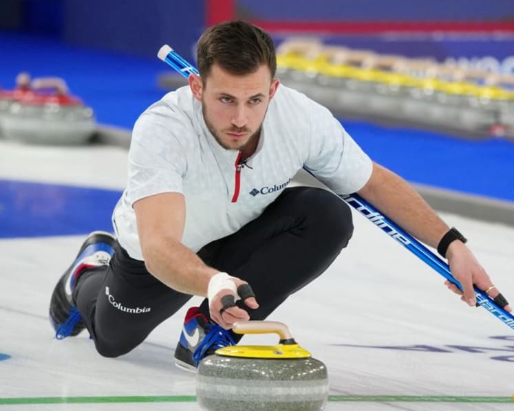 Curling-US curler Dropkin thrills crowds at Milano Cortina Games
