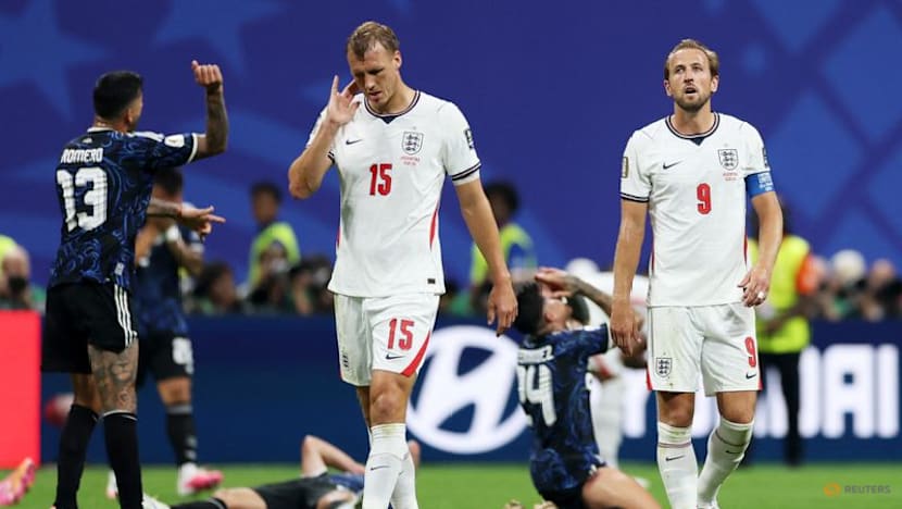 England's bid to hang on blown apart by Argentina masterclass