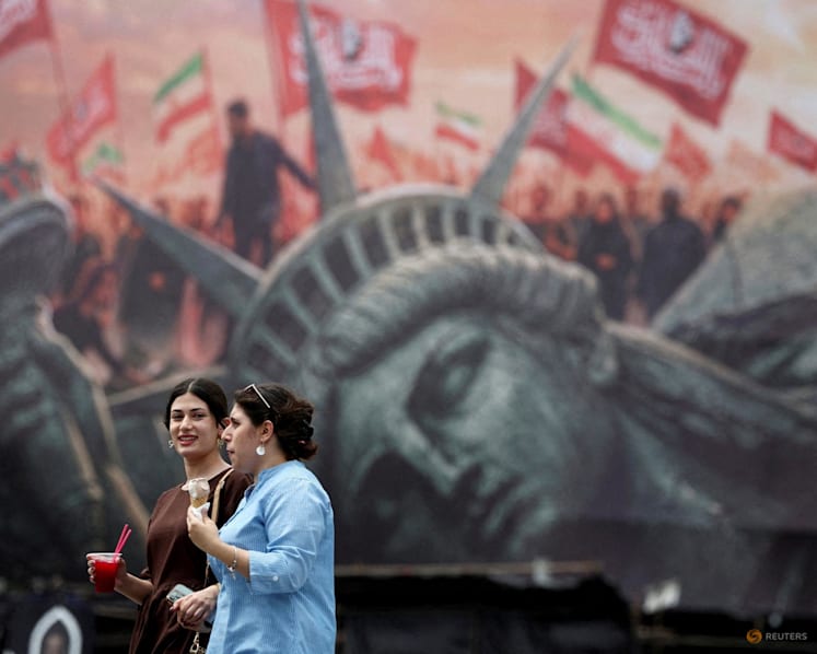 War weighs on Iran's economy as US intensifies sanctions