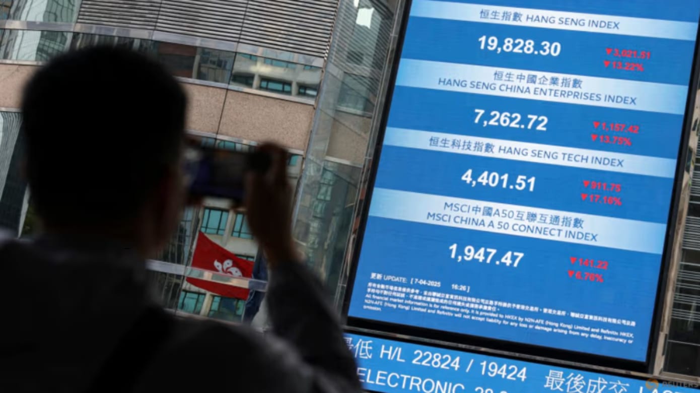 全球金融市场上演“黑色星期一” 亚欧股市全线重挫- 8world