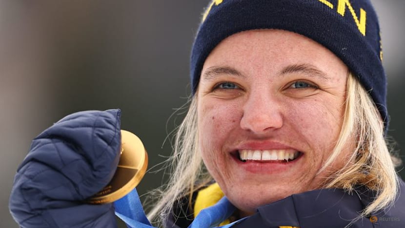 Crosscountry-Sweden's health-protecting gambit pays off with early medal rush