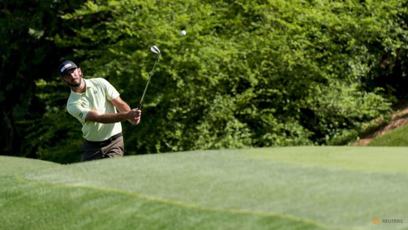 Fore! Caddie blocks Homa's shot at Masters