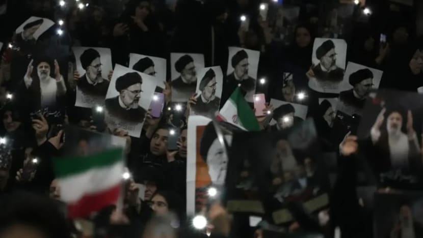 Puluhan ribu rakyat Iran berhimpun untuk beri penghormatan terakhir kepada Presiden Raisi