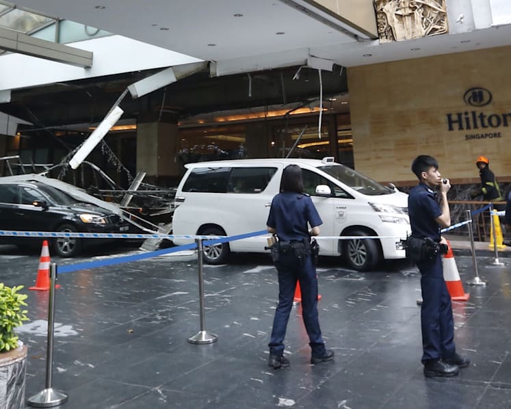 Hilton Hotel driveway ceiling collapses: 4 hurt