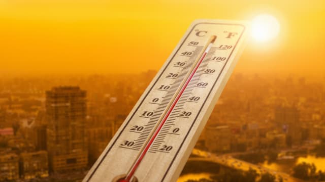科学家警告：化石燃料碳排持续上升 全球七年内或升温摄氏1.5度