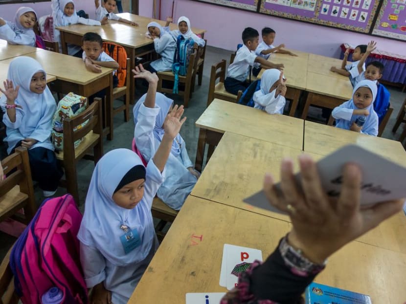 Starting January 1, the Education Ministry is ending the decades-old practice of separating schoolchildren according to academic ability.