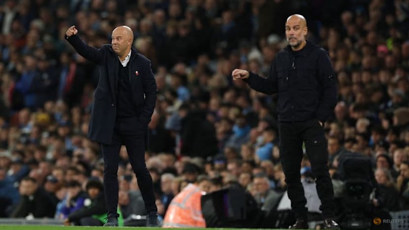 Slot says Liverpool must focus on results, not title race following loss to Man City