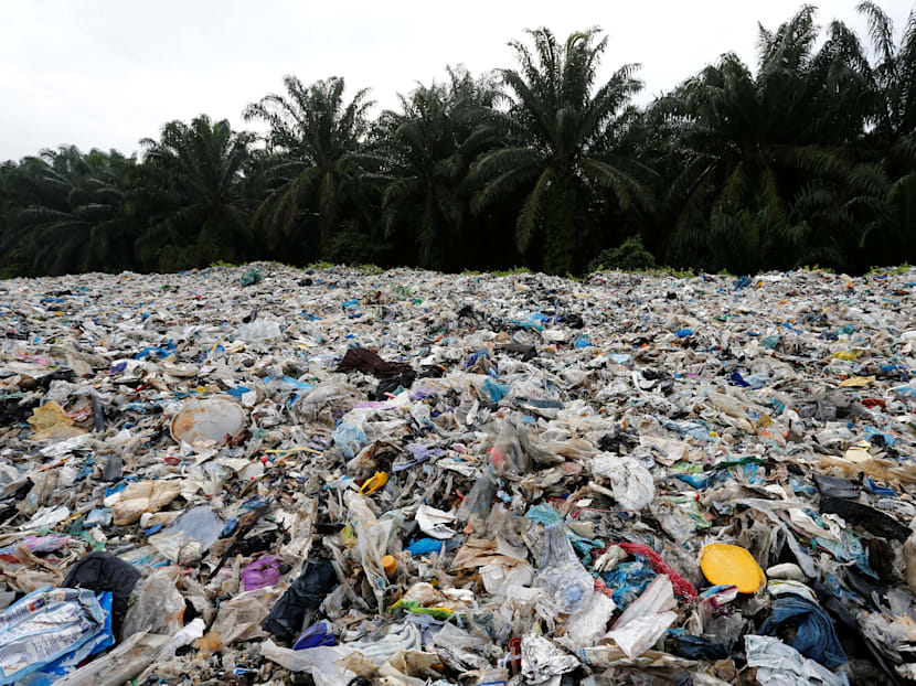 Time to change our toxic ties with climate-changing plastic