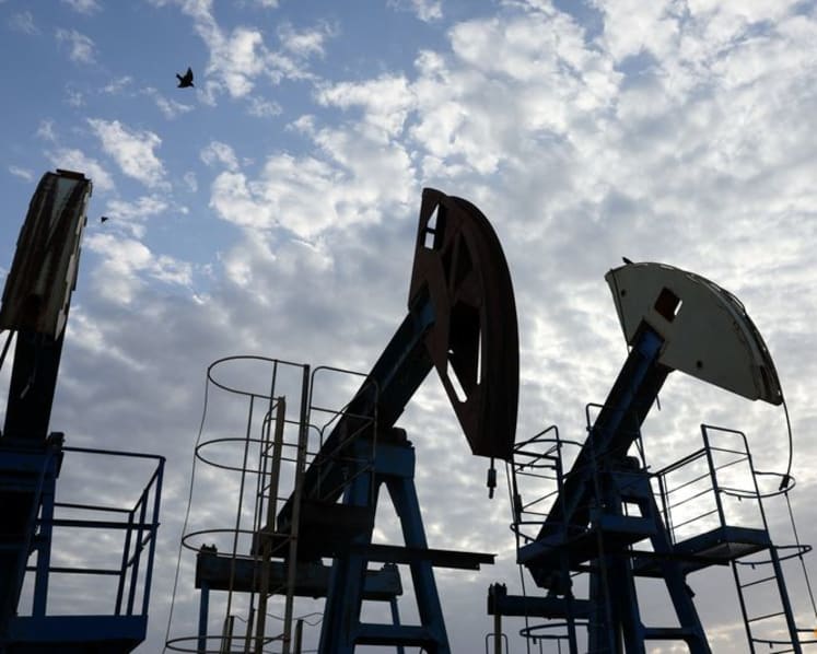 Oil prices slip as Iran-Oman talks fuel hopes for US-Iran peace deal