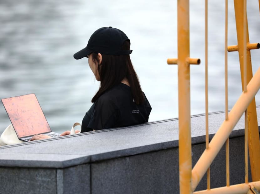 TODAY Youth Survey: 2 in 5 plan to switch jobs in next 6 months; remote working a must-have for many TODAY Youth Survey: 2 in 5 plan to switch jobs in next 6 months; remote working a must-have for many