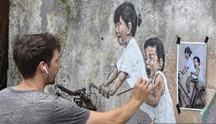 Pelukis 'Kids On Bicycle' saman AirAsia guna karya tanpa kebenaran