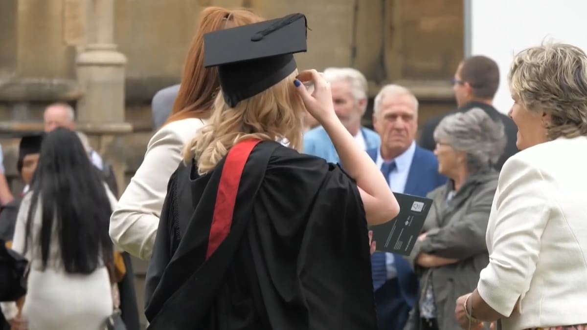Thousands of jobs at risk in UK universities amid drop in international student enrolment