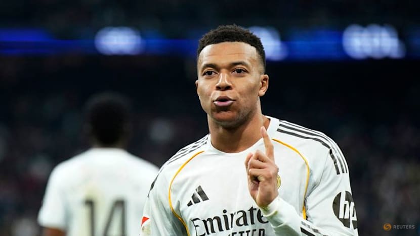 Mbappe's late penalty edges Real Madrid past nine-man Rayo Vallecano