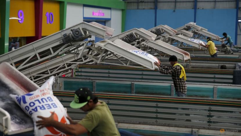 Thai exports could grow above 2% this year, shippers' group says Thai exports could grow above 2% this year, shippers' group says