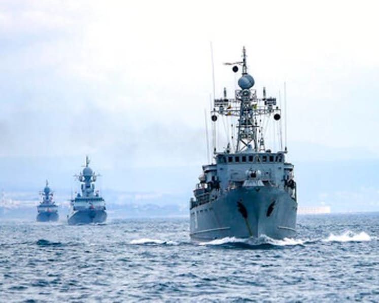 Russia holds major drills in Crimea amid Ukraine tensions