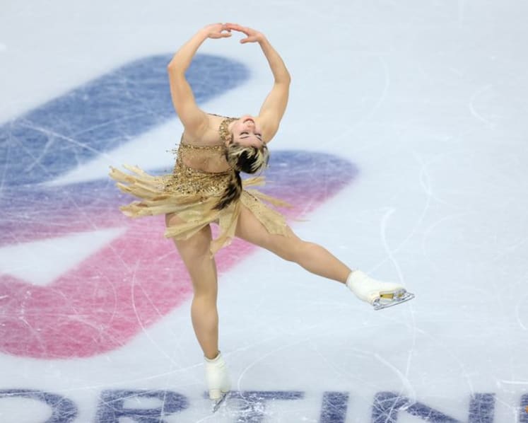 Figure skating-Liu wins Olympic gold in Milan, ends US women's medal drought