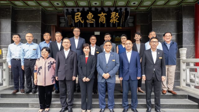 《李光耀与中国改革开放》纪录片首映会隆重举行