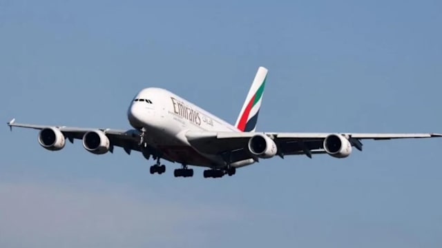 阿联酋航空一度暂停往返迪拜航班 部分航班已恢复