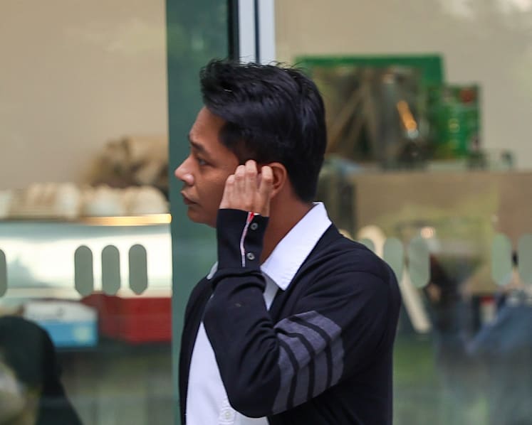 Man gets 6 months' jail for attacking bystander with broken bottle after fight in Korean restaurant