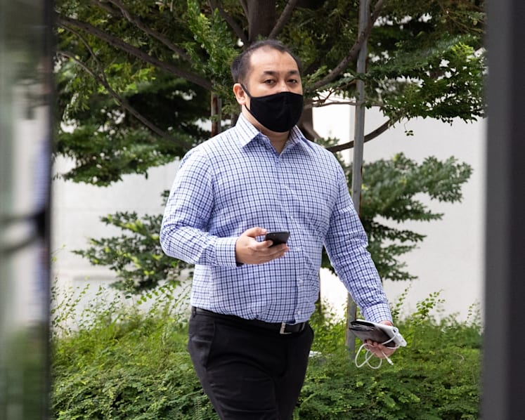 Ex-manager of Schooling's swimming school jailed for cheating friends of S$83,000 over football, U2 tickets