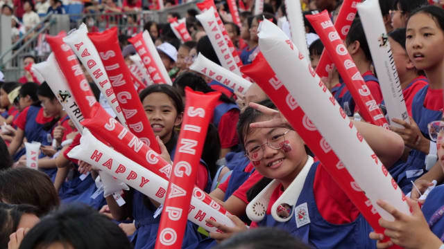 第一场国民教育演出 逾万名小五生提前为国庆生